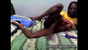 Ebony girl sweet solo amateur porn video part3