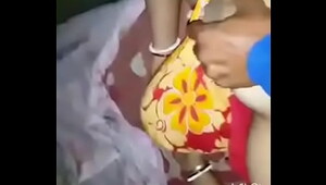 Telugu aunty puku dengichukune videos