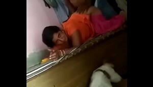 Only indian old age aunty and small boy x mms hindi odio