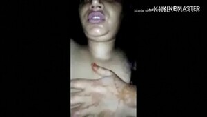 Indian bhabhi fucked by bra seller