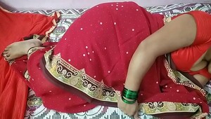 Malini aunty porn, babe with a stunning body cums