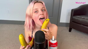 Suny leon suck banana porn