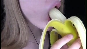 Sunny leone sex video with banana