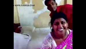 Delhi escort aunty, lovely lady having sex