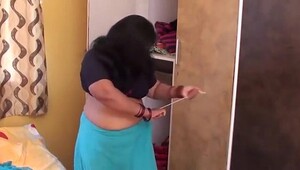 Aunty dress changing3, special high definition to see the best pussies