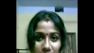 Indian big boobs bangla desi mother hidden cam