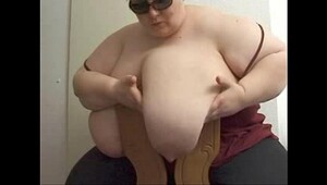 Juicy bbw fucks up her cunt and giant tits part 1