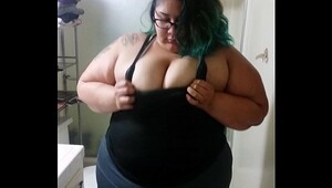 Busty bbw taking shower by clessemperor