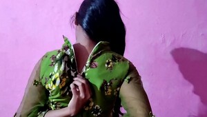 Desi bhabhi down blouse sex video