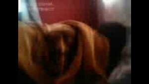 Video de marcela baos upskirt oops muestra el culo bajo la mini falda