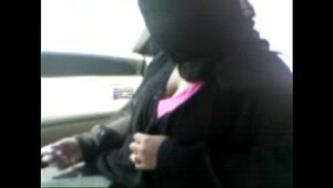 Arab sex in car video, watch delightful clips of pussy-fucking with joy