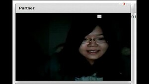 Chinese livechat girl showing