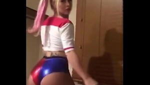 Harley quinn footjob, fuck to the max in xxx videos