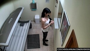 Viki rubs her pussy and pees on the floor czechsuperstars