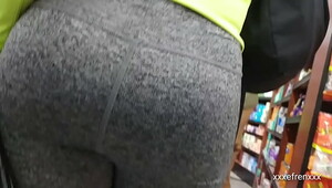 Fat ass in a skirt, babes fuck in xxx videos