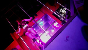 Escena en el club, expansive collection of porn