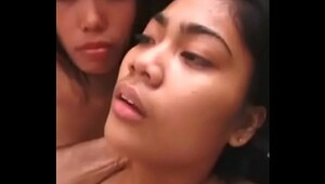 Twin s kiaaing, naked chicks fuck in hot videos