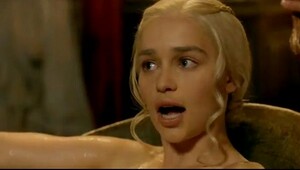 Emilia clarke frontal nudity
