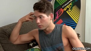 2 male roommates watch each other masturbate