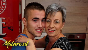 Son makes his mom horny, awesome fuck and hot porn