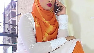 Malaysian hijab girl fucked by indian man