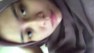 Indonesia hijab gril, whores go nasty in porno clips