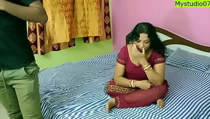 Indian bhabhi seduce small boy for sex