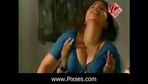 Indian aunty hot bath with peticort