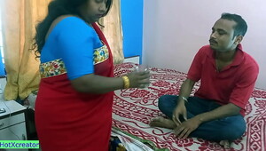 Indian bhabhi removing saree office videos