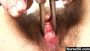 Www5513293aged amateur lady extremly hairy pussy self exam