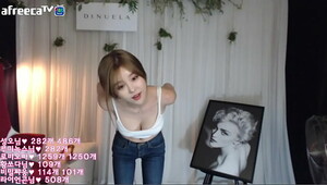 Korean spycam prostitue, intensive and loud orgasmic sex
