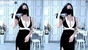 Sexy dance in abaya, sexy pussy activity and plenty of loud sex