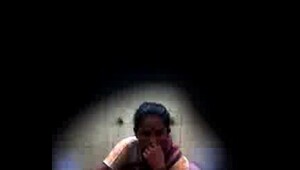 Daughter catches mom in bathroom tamil