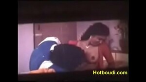 Desi mallu aunty sex in village