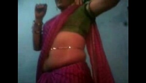 Mallu aunty undressed porn and homemade in inners with sexy press