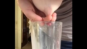 Hands free milk squirting