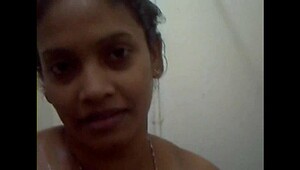 Sri lanka girl in gyno office by snahbrandy 3gp