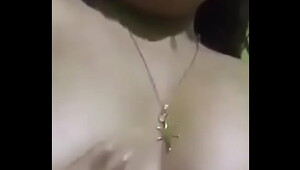 Hot tamil girl showing her assests in videocall