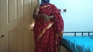 Indian girl boob press in saree red