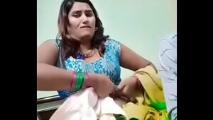 Wet saree boobs pressing without bra telugu
