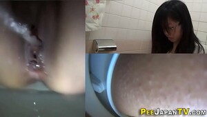 Pooping pissing japan toilet com