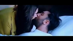 Bollywood actress deepika padukone kiss