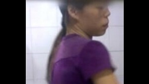 Quay len toilet viet nam, erotic sluts endure hot fucking